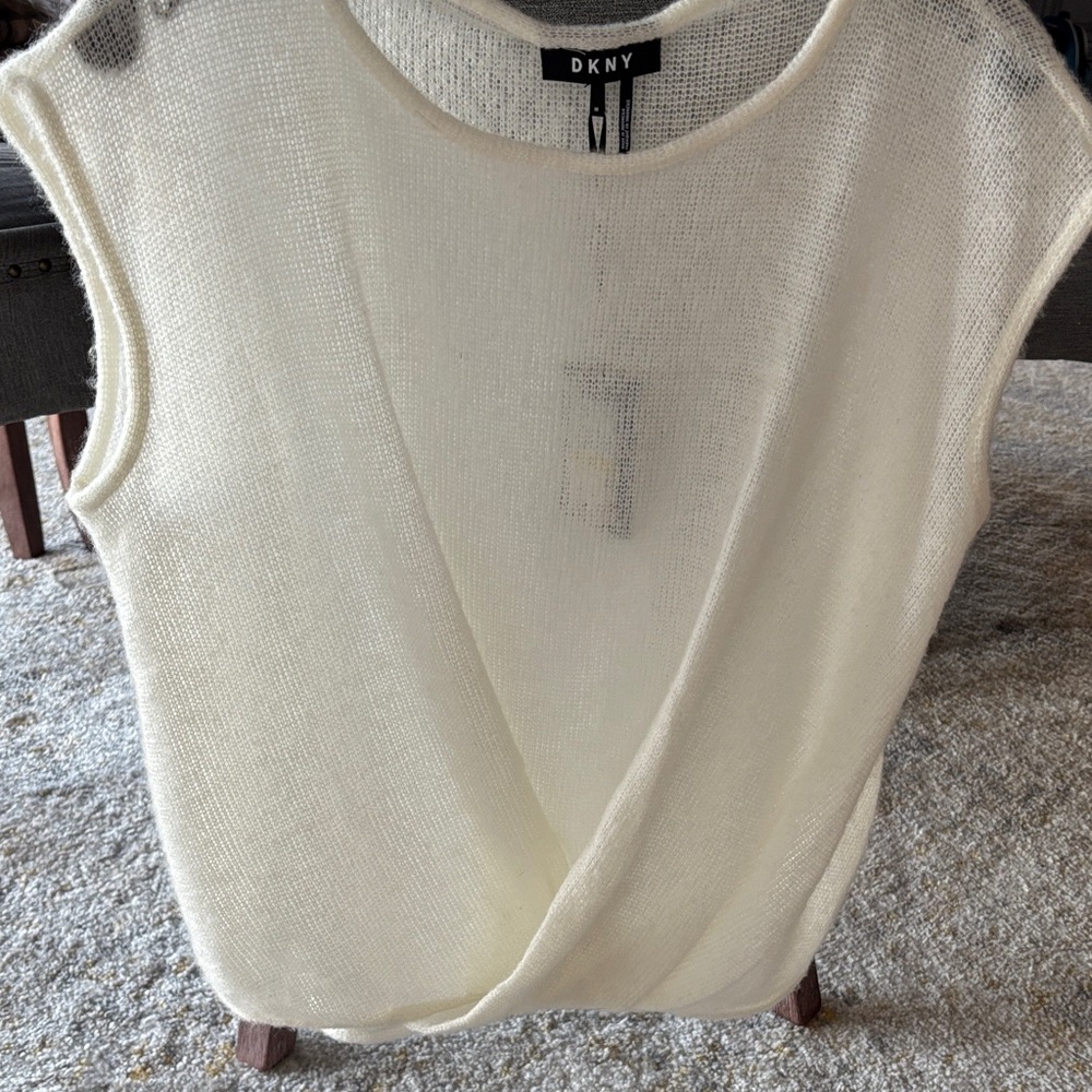 DKNY Cream Sleeveless Blouse size medium
